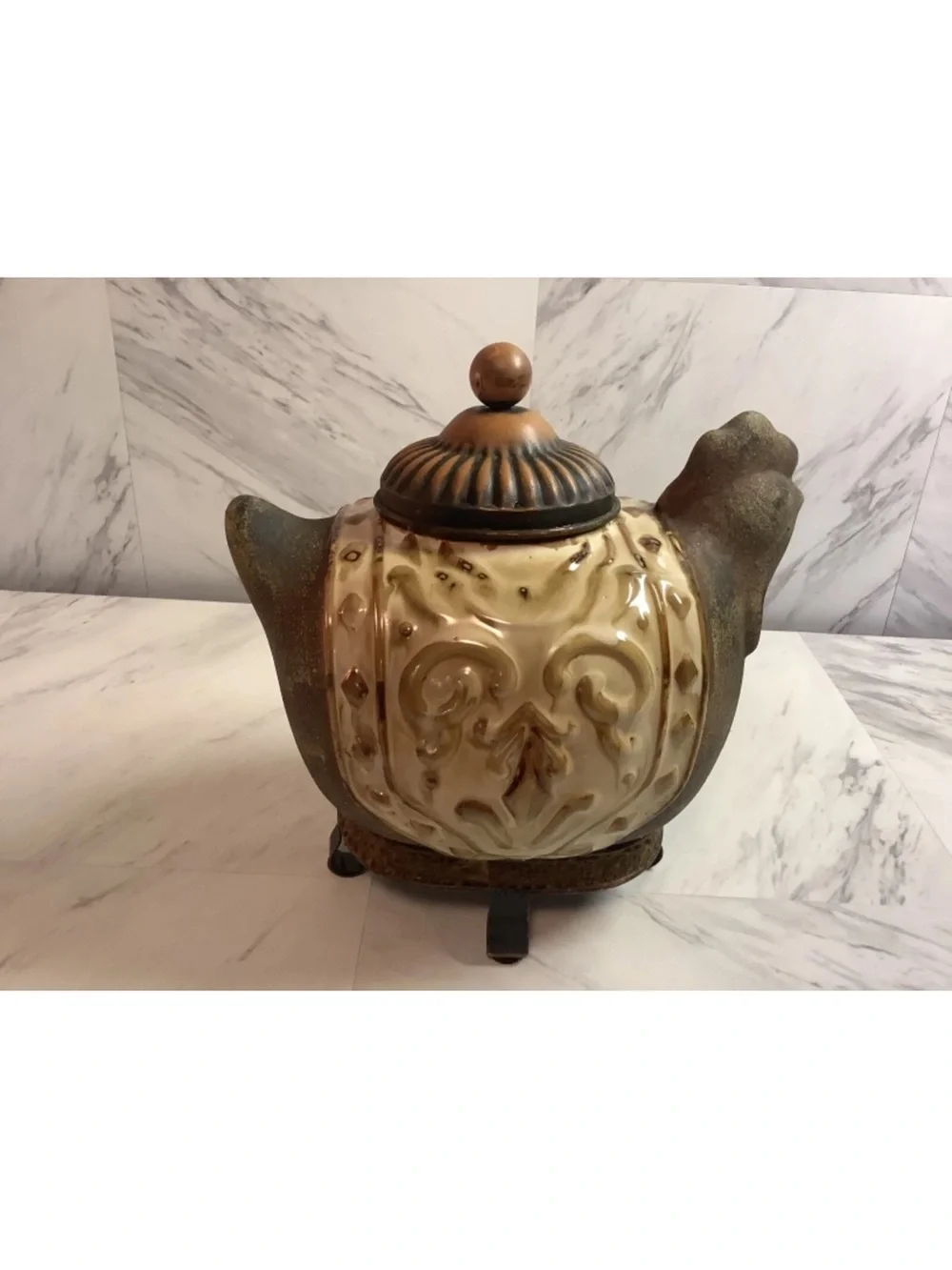 Pier 1 Imports ceramic Chicken Rooster 10 inches